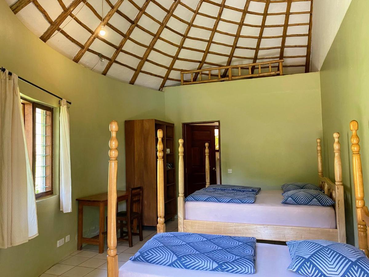 Banda Lodge Masaka Exterior photo