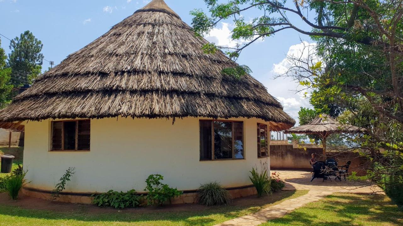 Banda Lodge Masaka Exterior photo